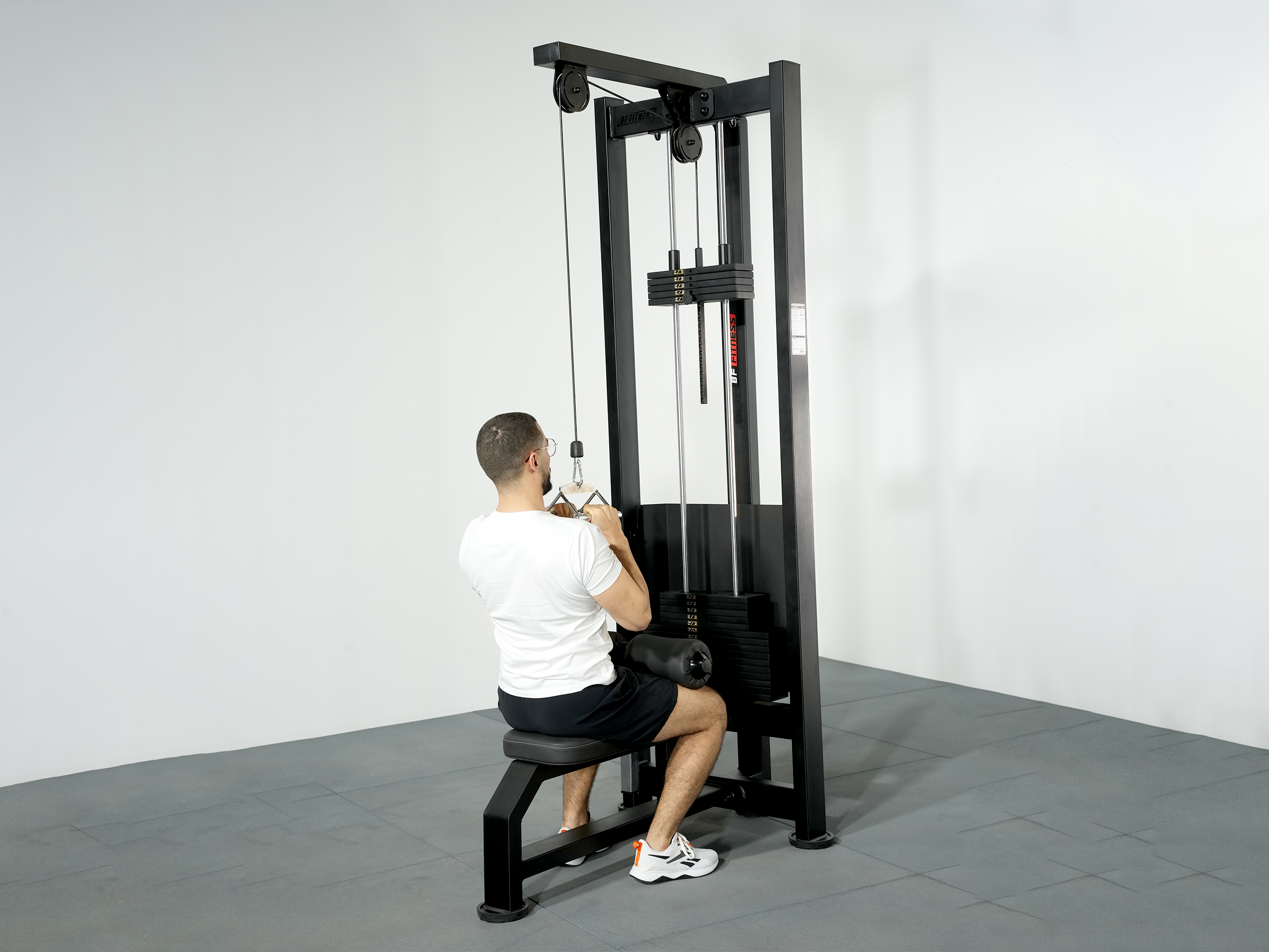 LAT PULLDOWN – Image 3