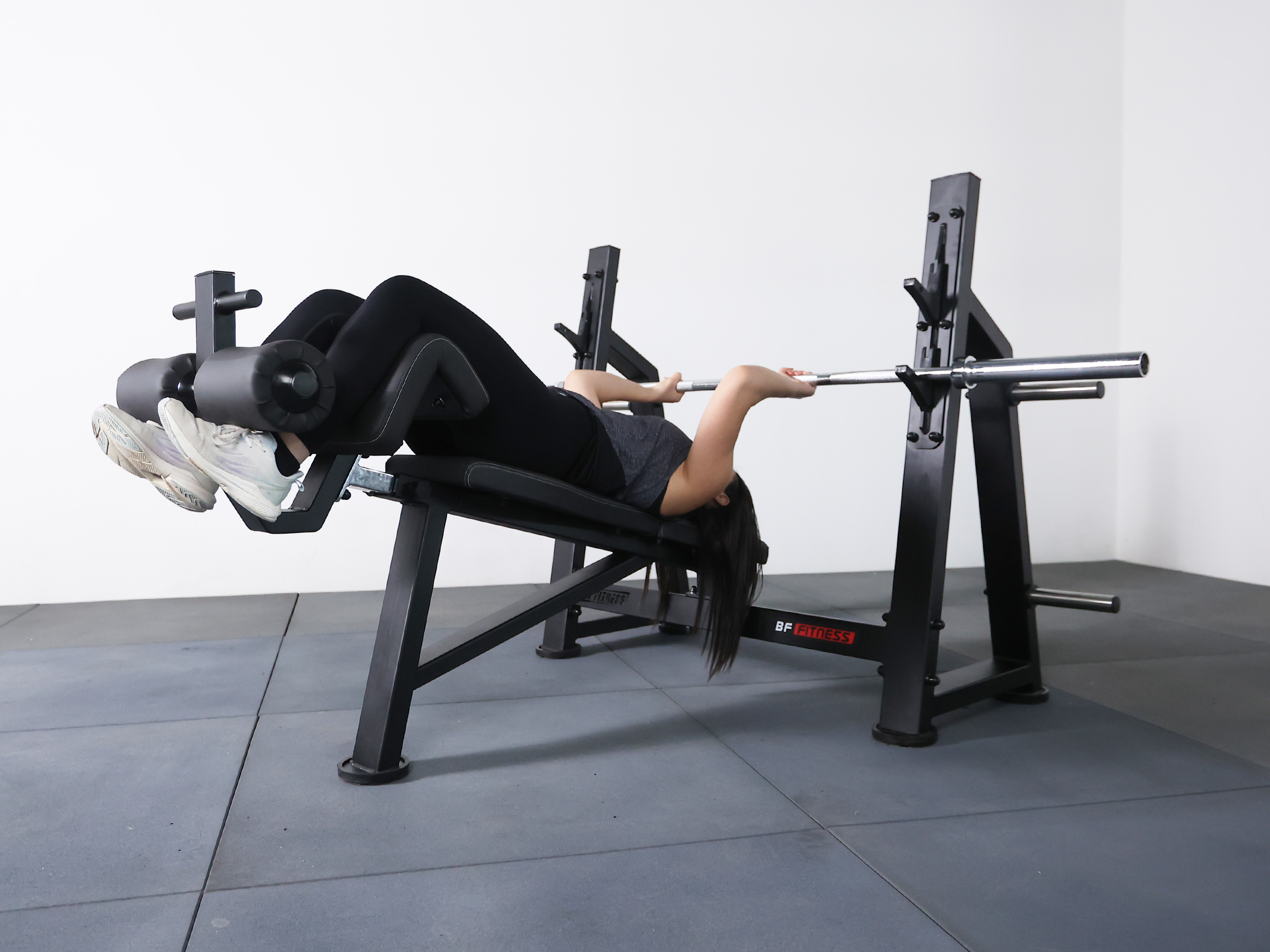 OLYMPIC DECLINE BENCH – Image 3